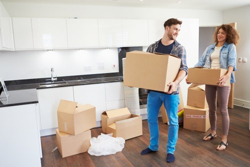 Professional packing and unpacking services in Watford for a smooth home move